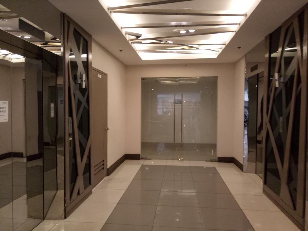 Chin'S Place Sea Residences Moa Manila Exterior foto