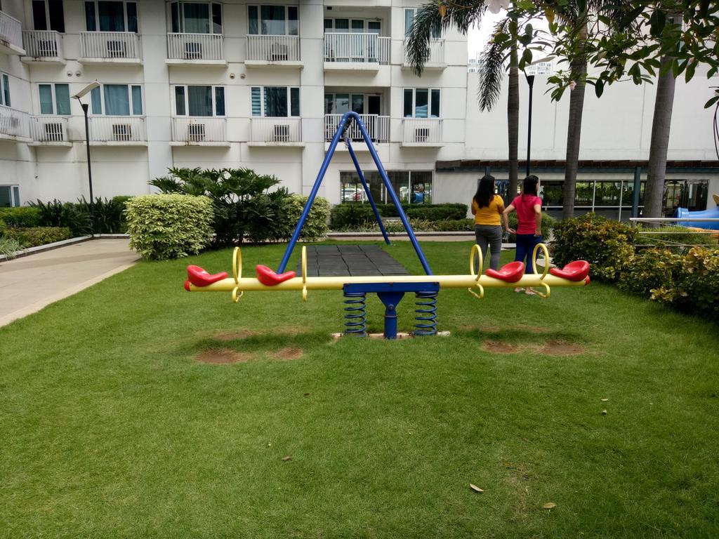 Chin'S Place Sea Residences Moa Manila Exterior foto